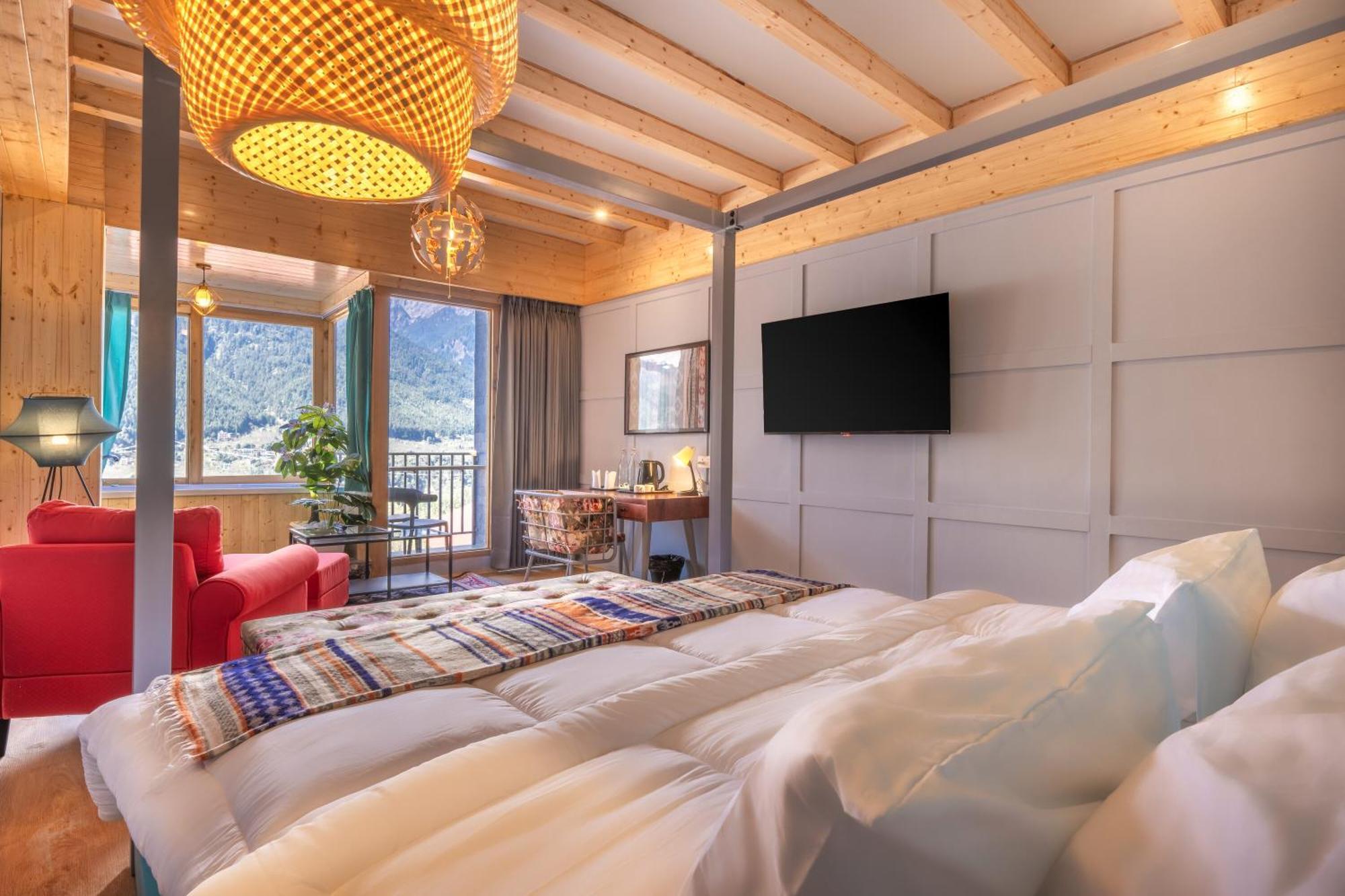 Hotel Echor Himalayan Heights Luxe Manali Esterno foto