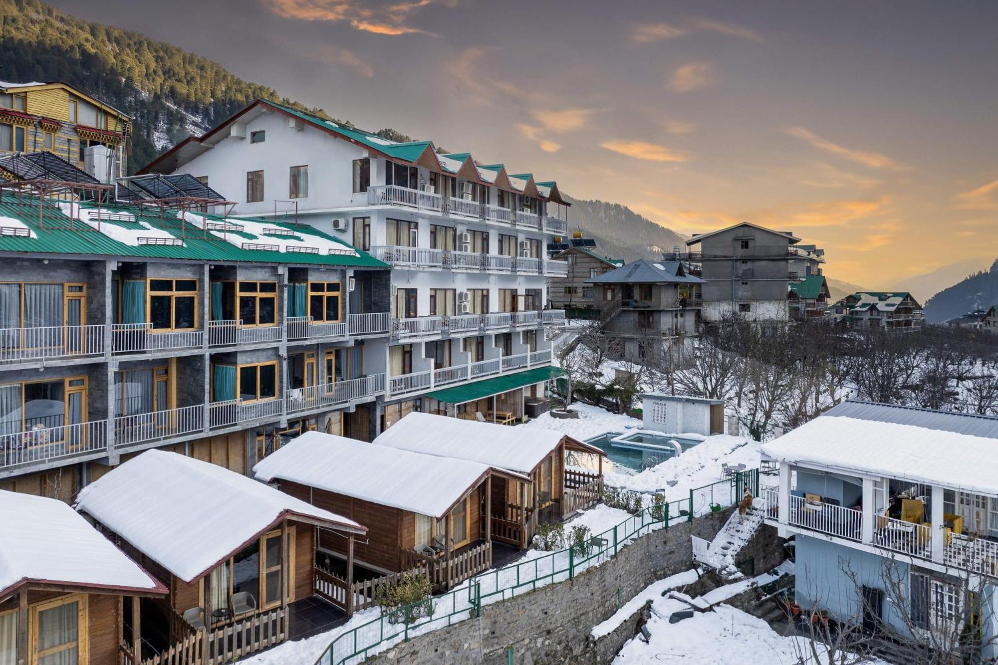 Hotel Echor Himalayan Heights Luxe Manali Esterno foto