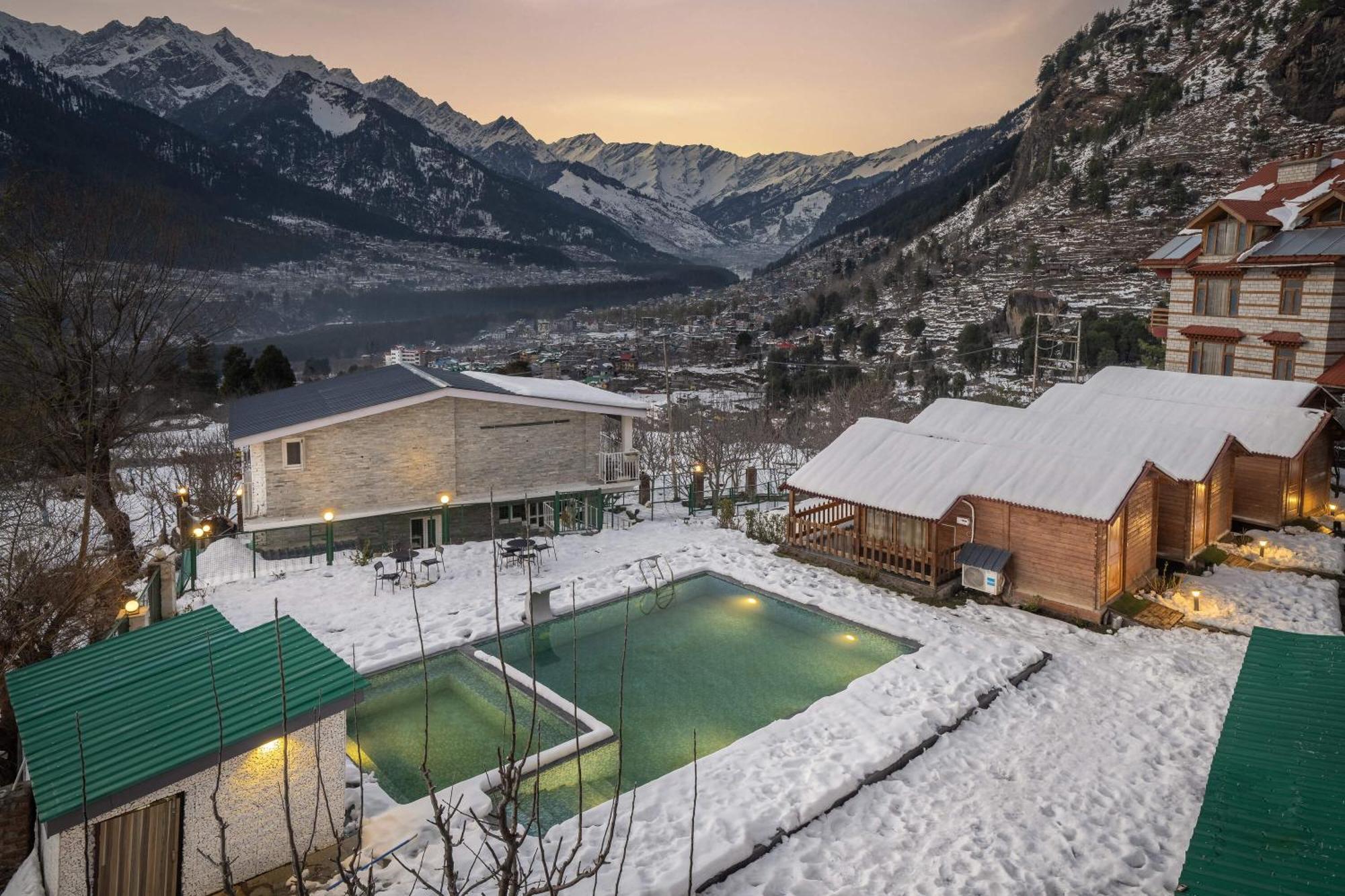 Hotel Echor Himalayan Heights Luxe Manali Esterno foto