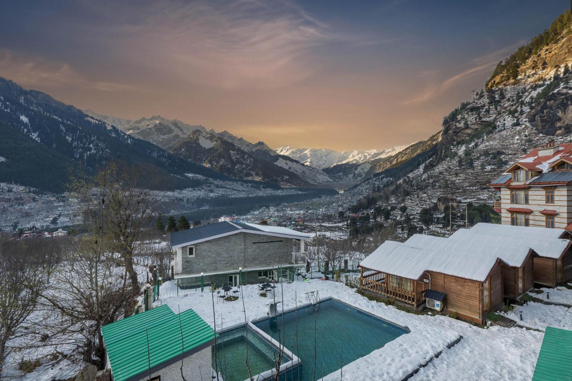 Hotel Echor Himalayan Heights Luxe Manali Esterno foto