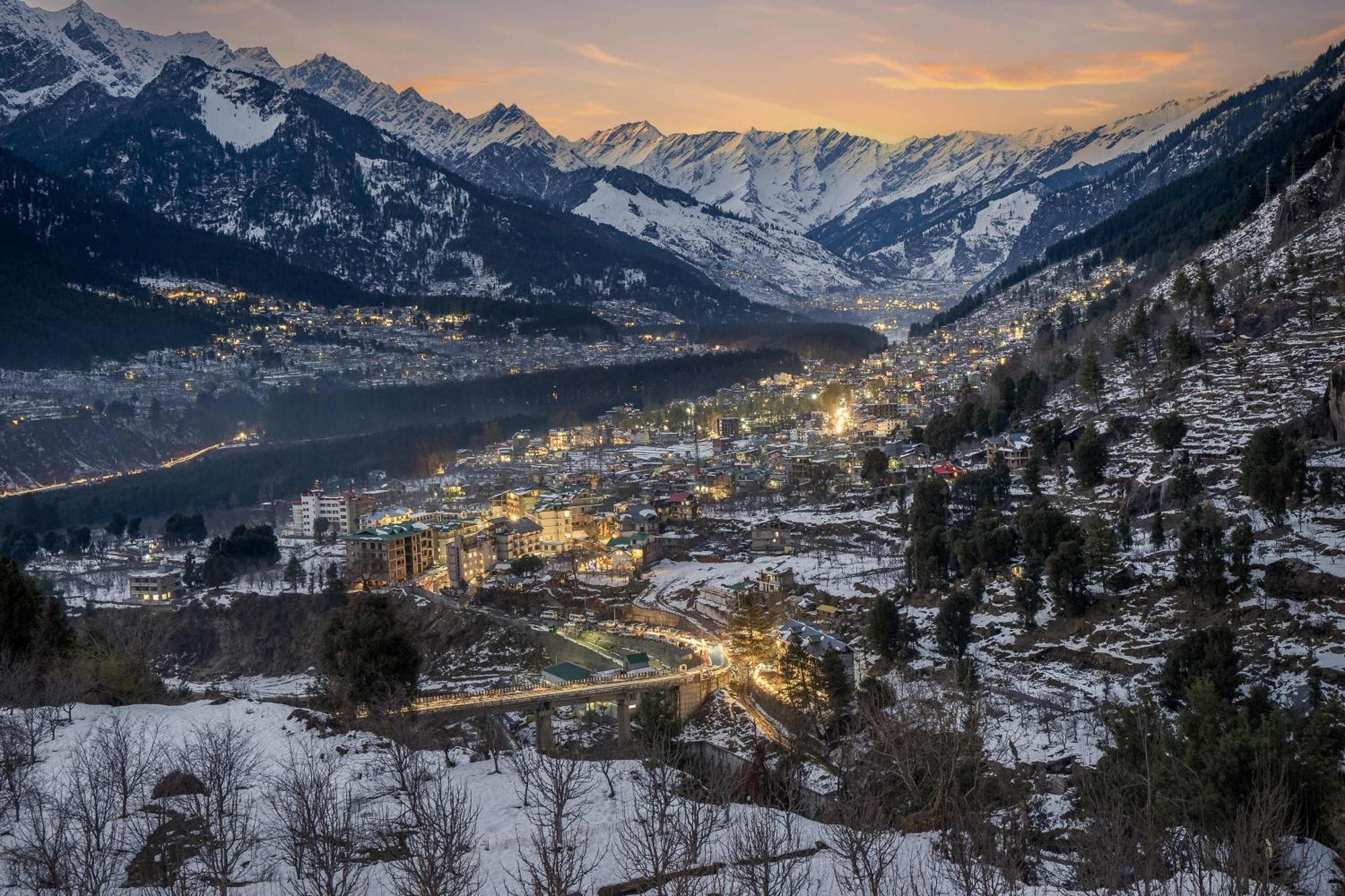 Hotel Echor Himalayan Heights Luxe Manali Esterno foto