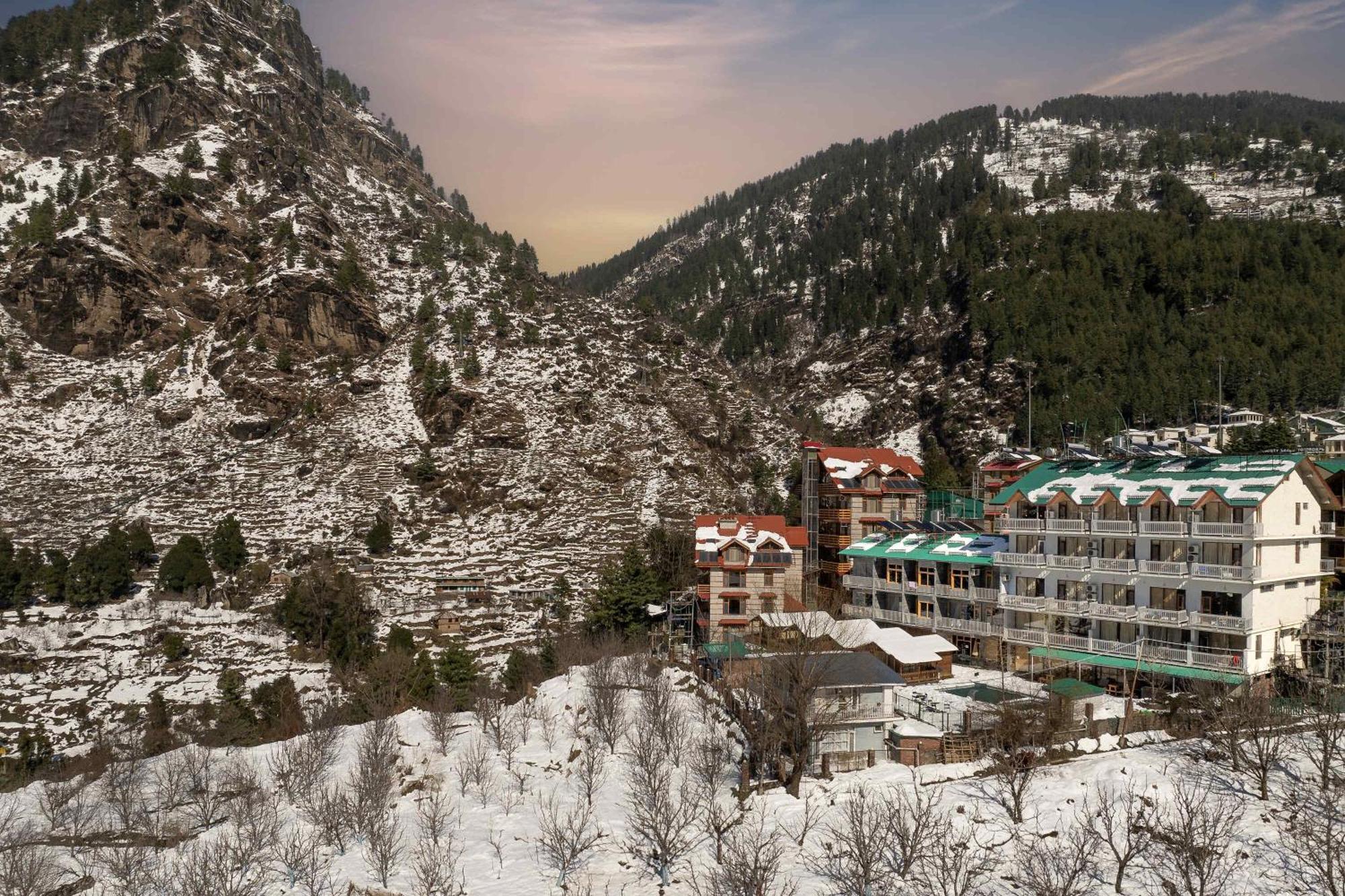 Hotel Echor Himalayan Heights Luxe Manali Esterno foto